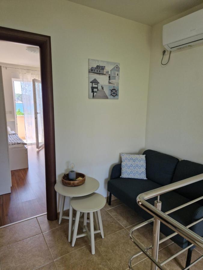 Villa Petra Barbat na Rabu Kültér fotó